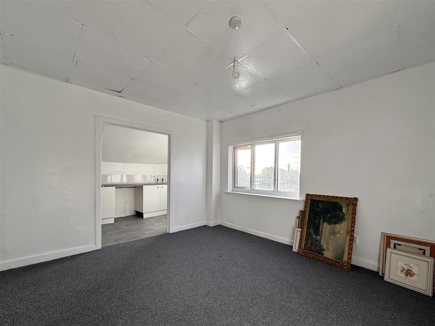 Flat Higher Market Street in Farnworth