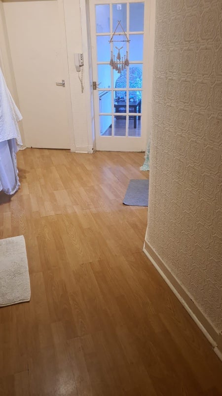 Room Jamieson Street in Glasgow