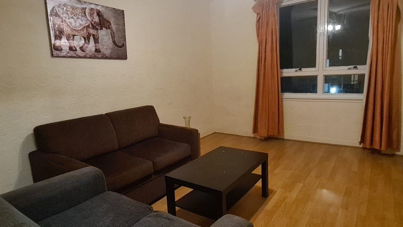 Room Jamieson Street in Glasgow