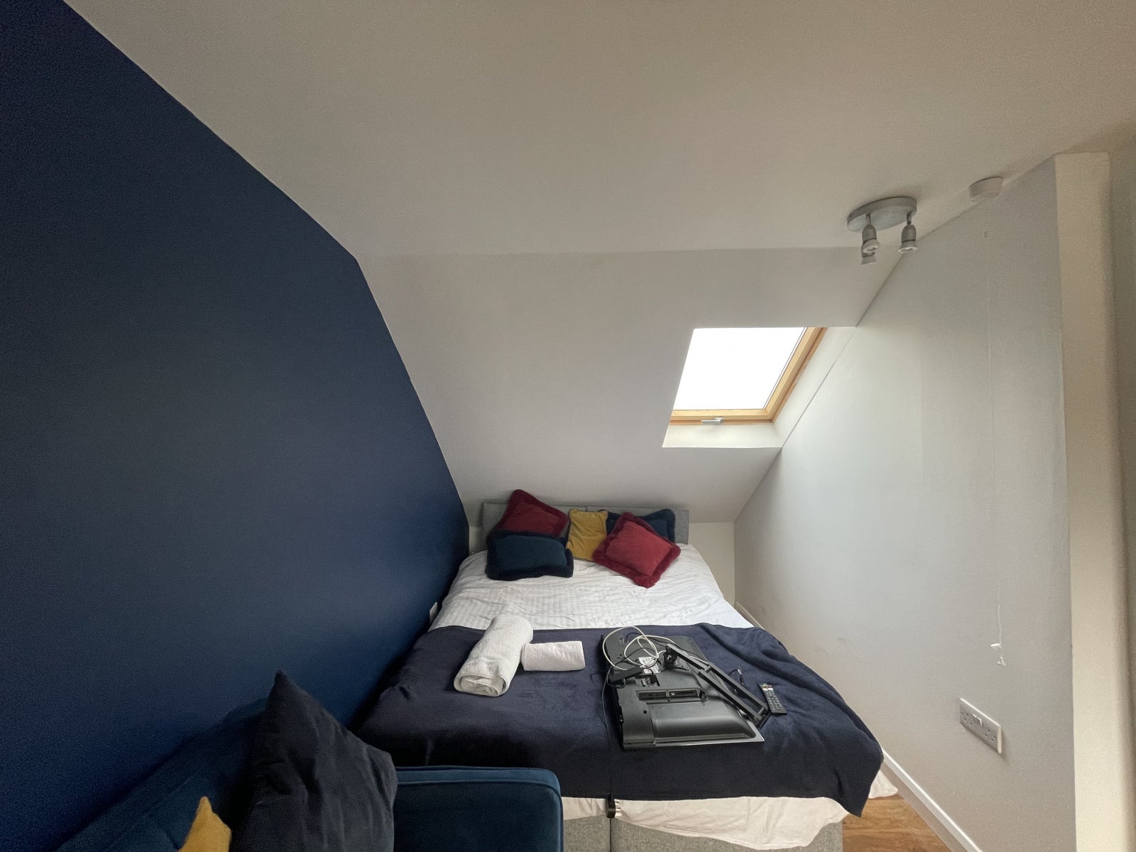Room Argyll Avenue in London