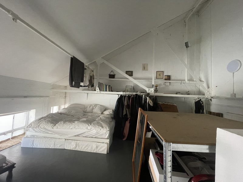 Room Dace Road in Greater London