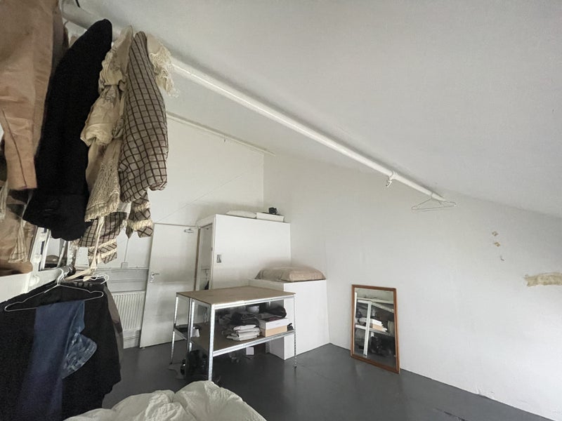 Room Dace Road in Greater London