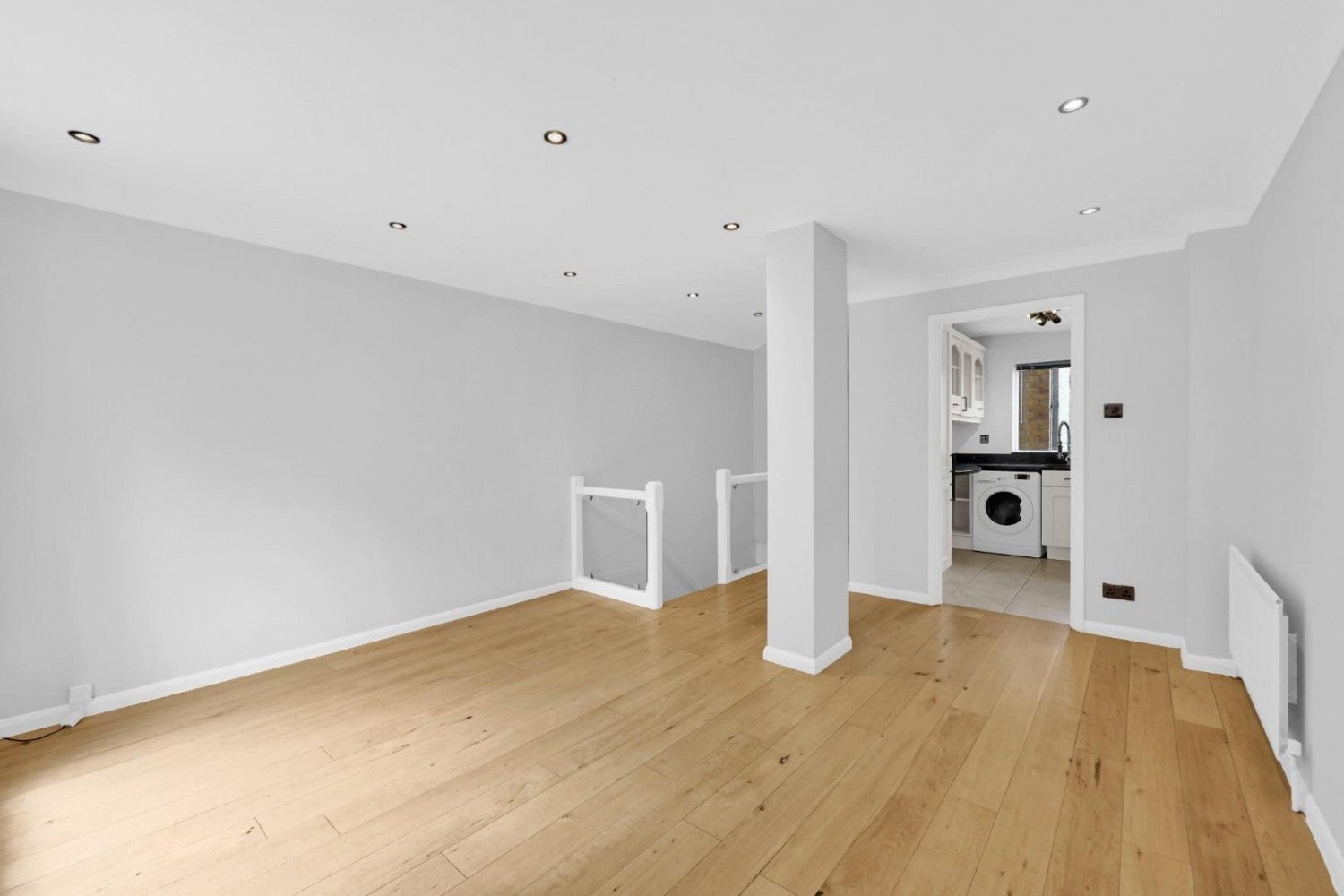 House Welland Mews in Greater London