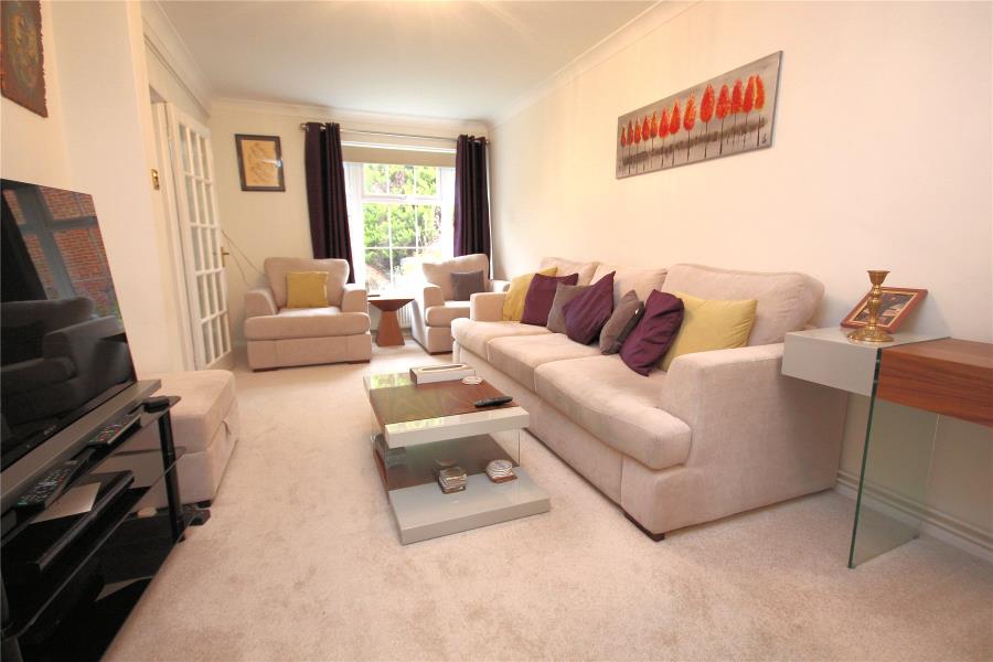 House Mount Hermon Close in Woking