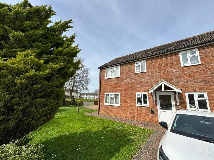 Flat Spencer Way in Maidstone