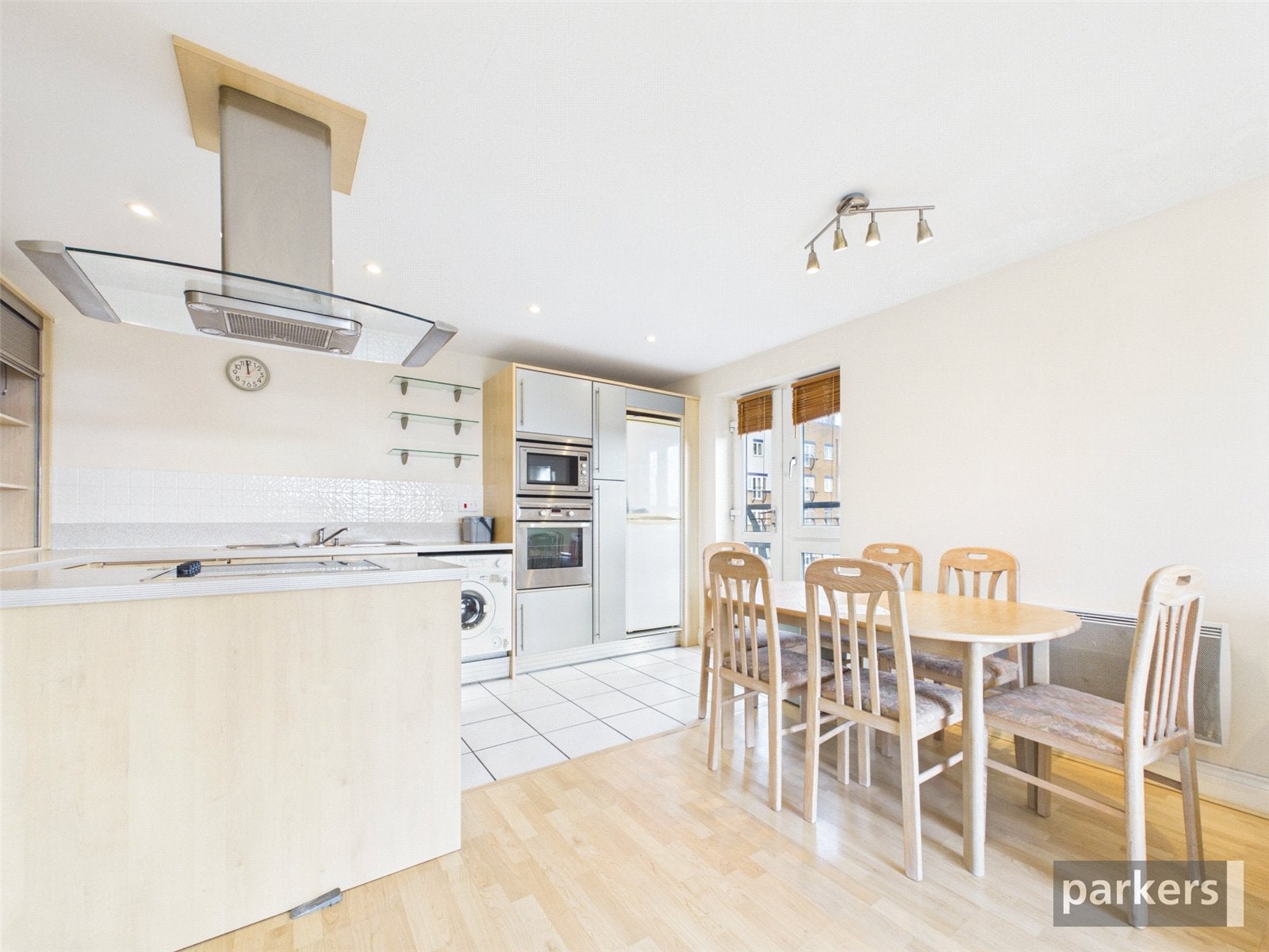 Flat Luscinia View in Reading