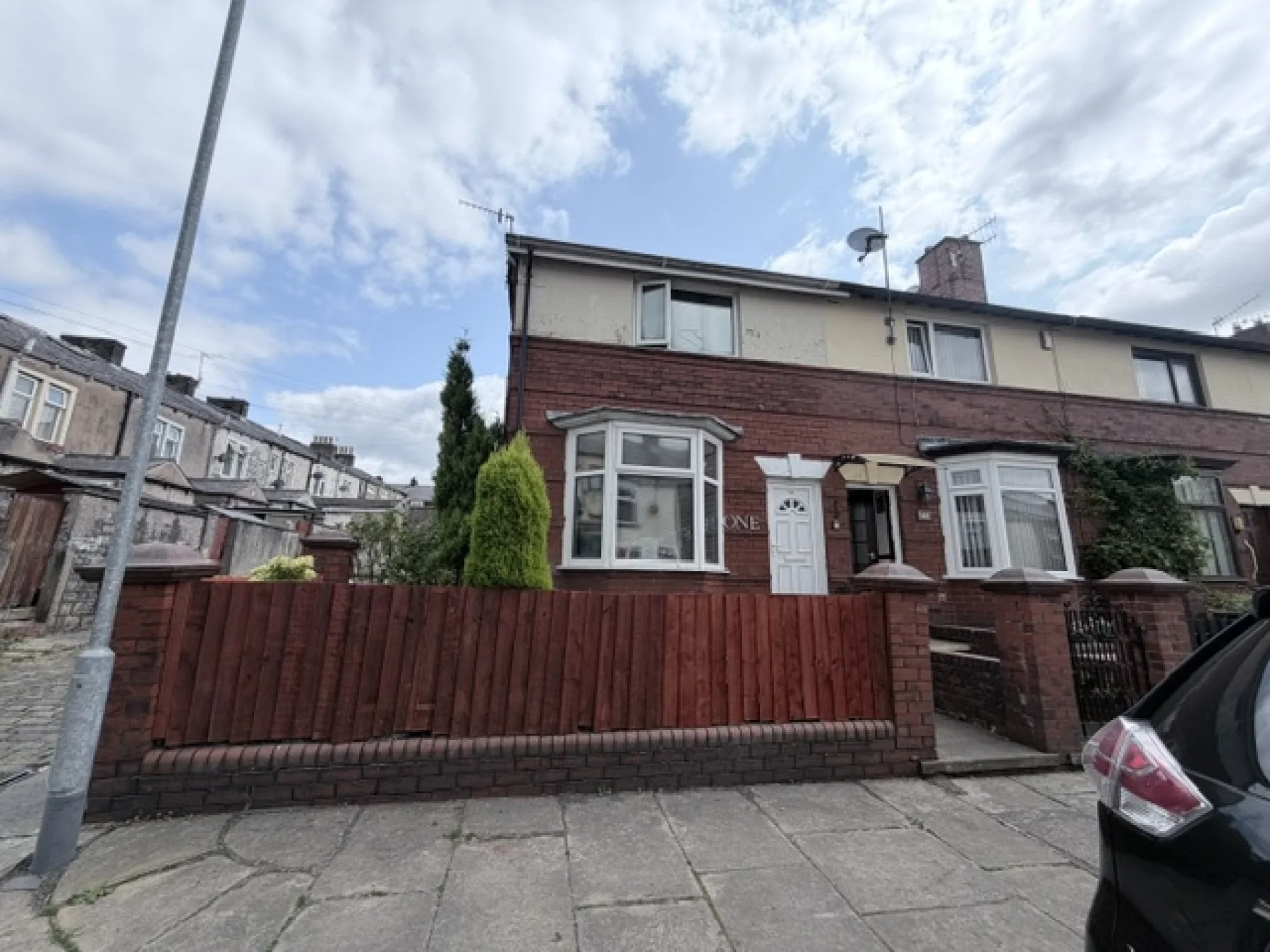 Flat Pont Street in Borough of Pendle