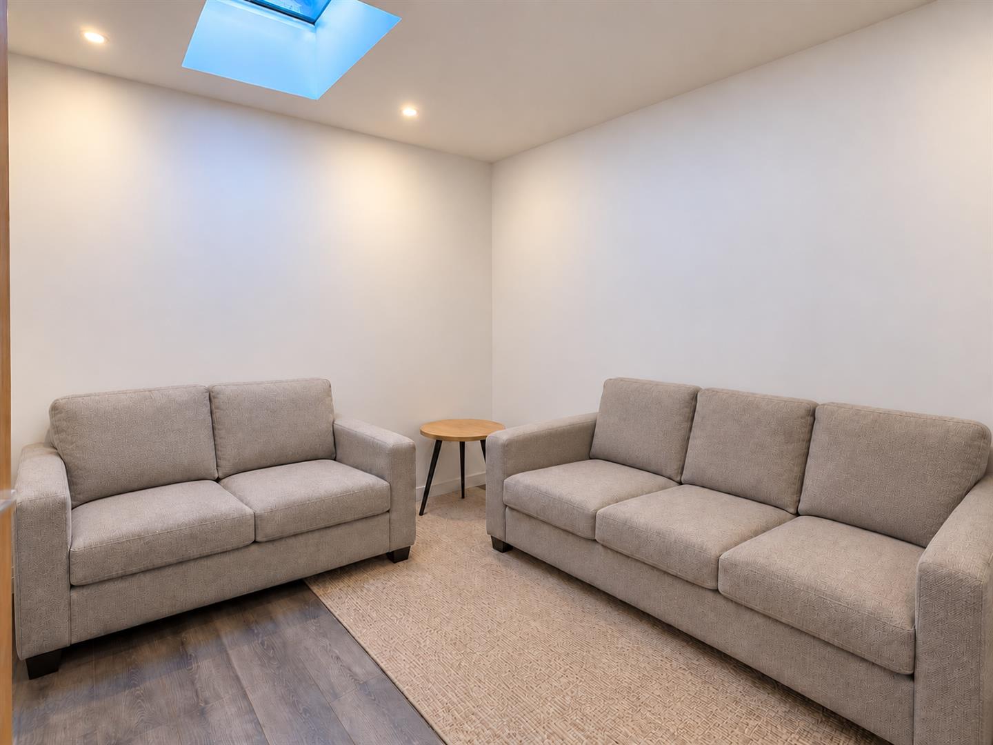 Flat Howick Place in City of Westminster