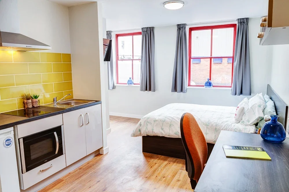 Room Kent Street in Nottingham