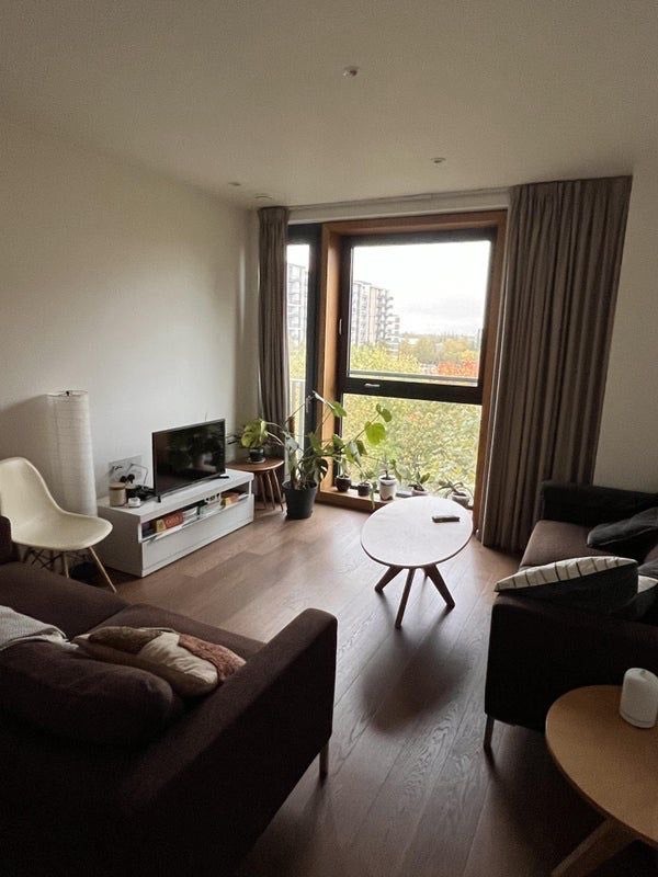Room West Park Walk in Greater London