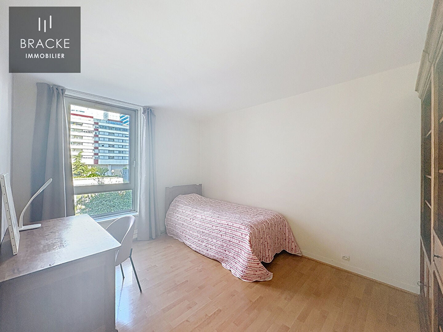 Appartement Place de l'Iris à Courbevoie