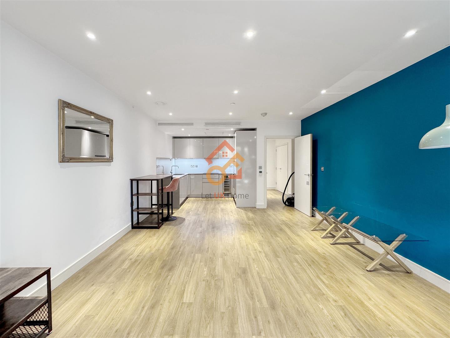 Flat Wandsworth Road in Greater London