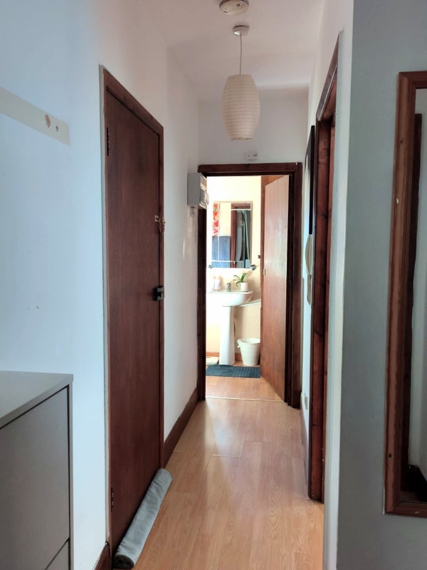 Flat New Broadway in Greater London
