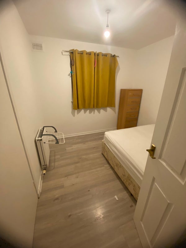 Room Forrester Park Drive in City of Edinburgh