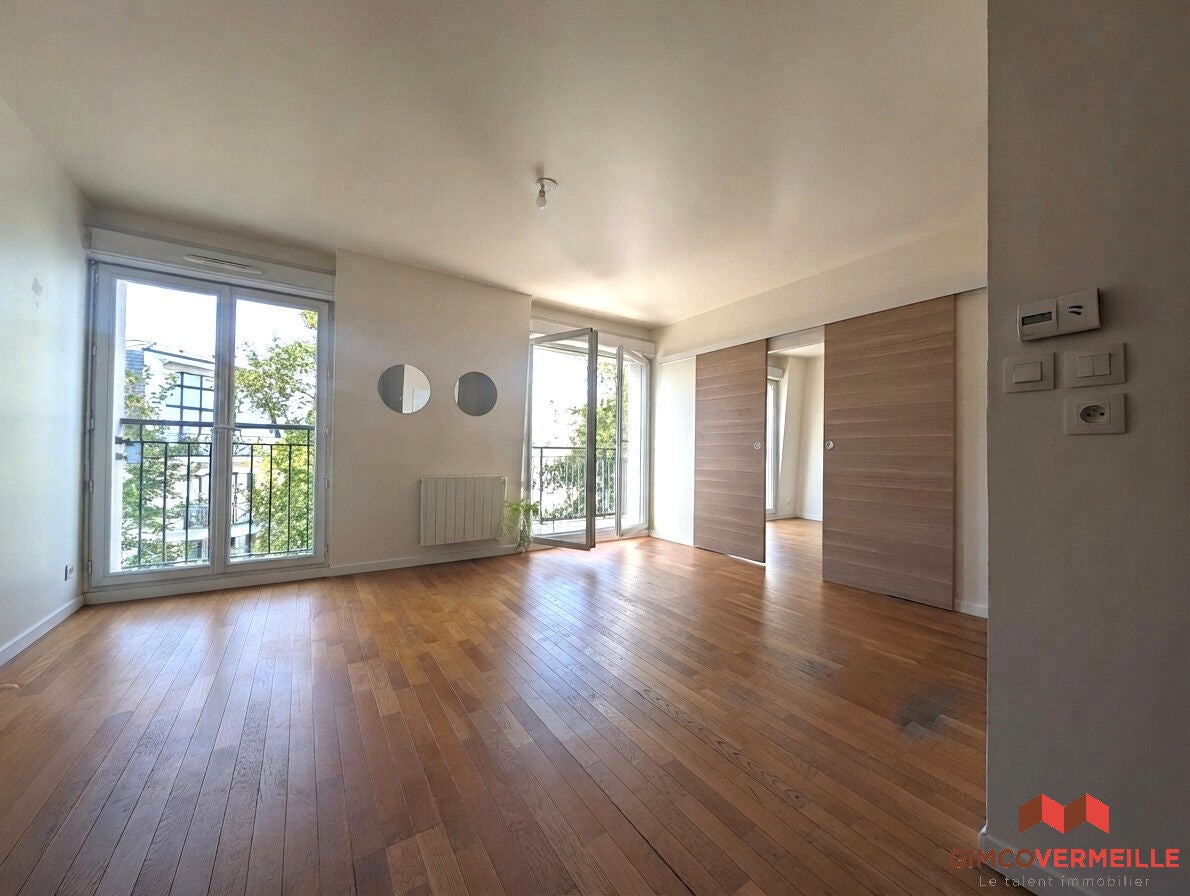 Appartement Rue des Écoles à Chatou