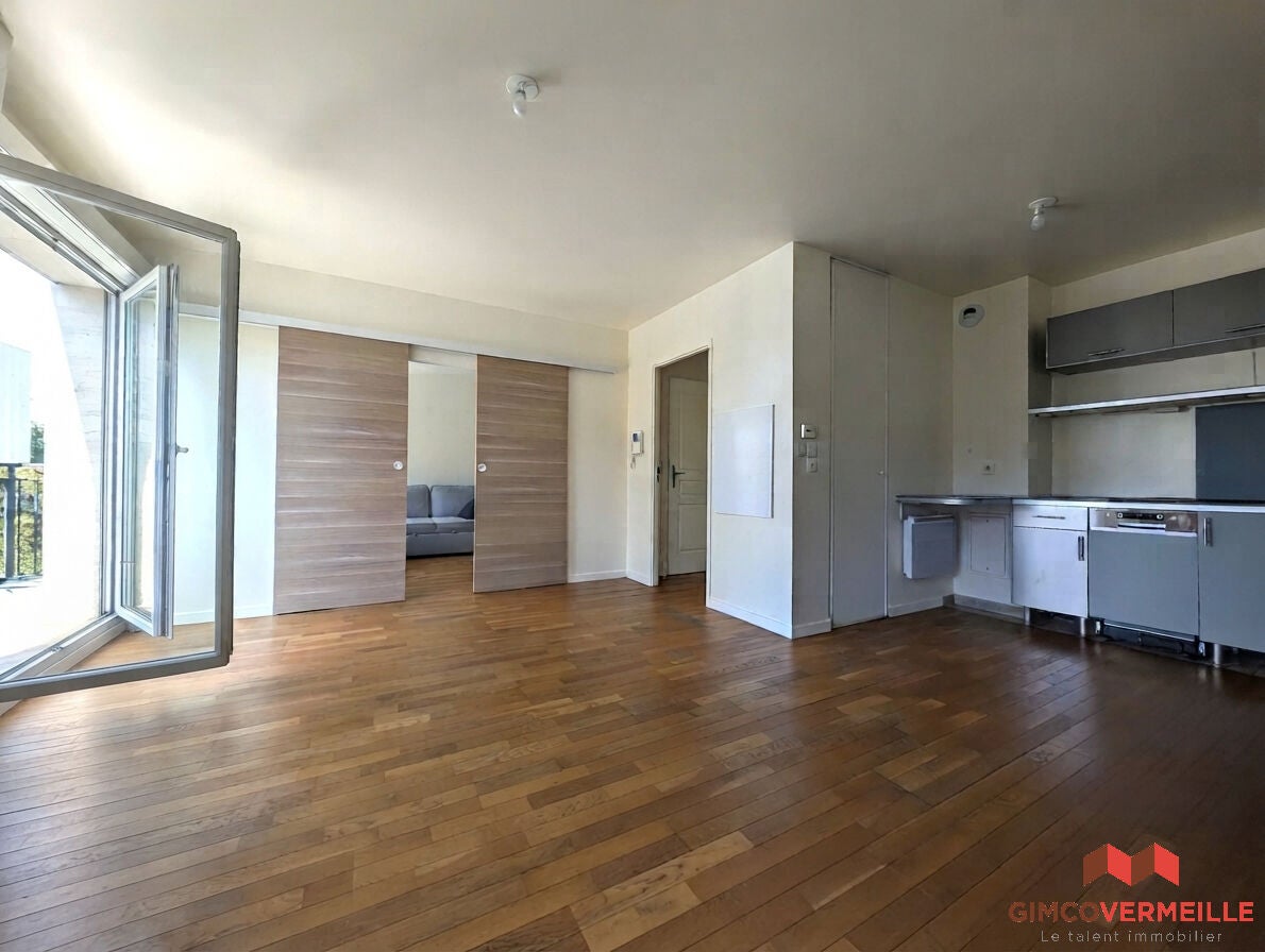 Appartement Rue des Écoles à Chatou