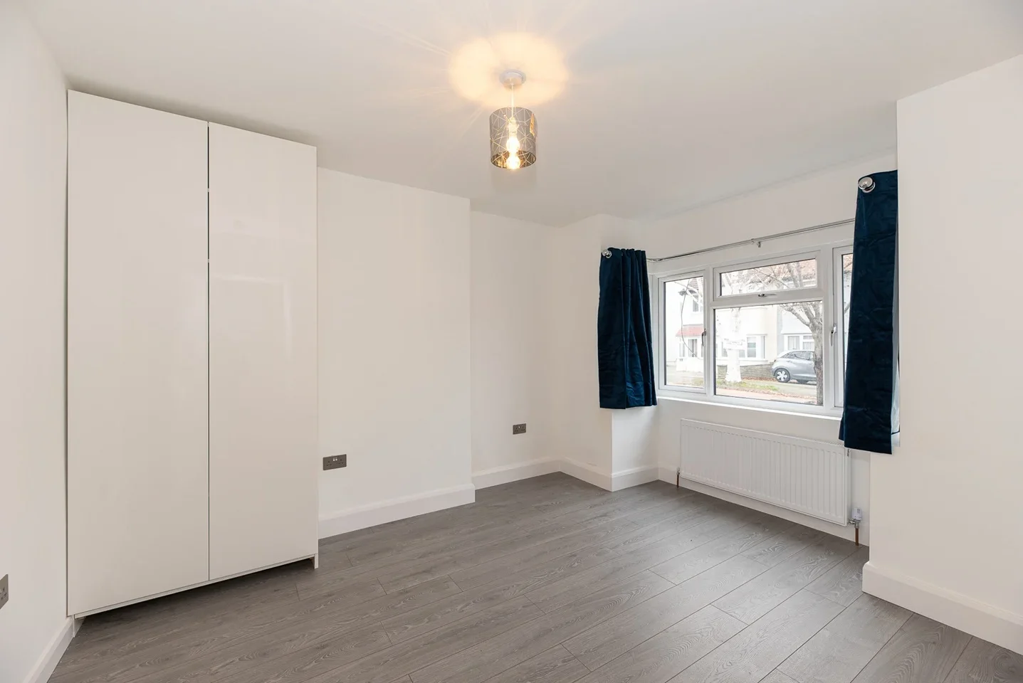 Room Tonfield Road in Greater London