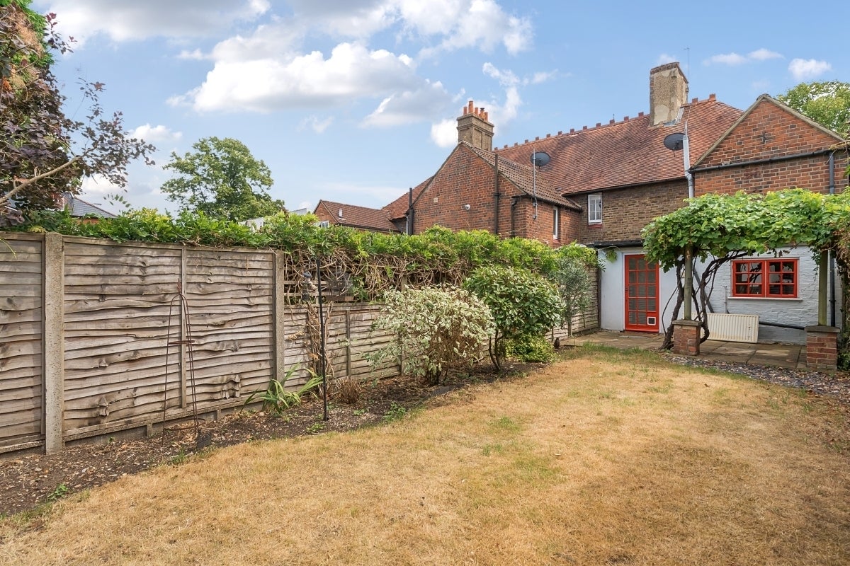 House Vicarage Road in Maidenhead