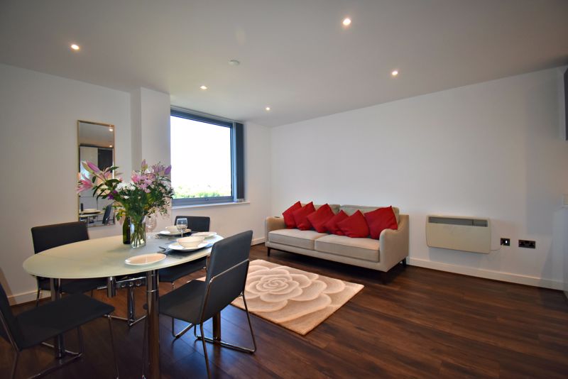 Flat Berwick Close in Bristol