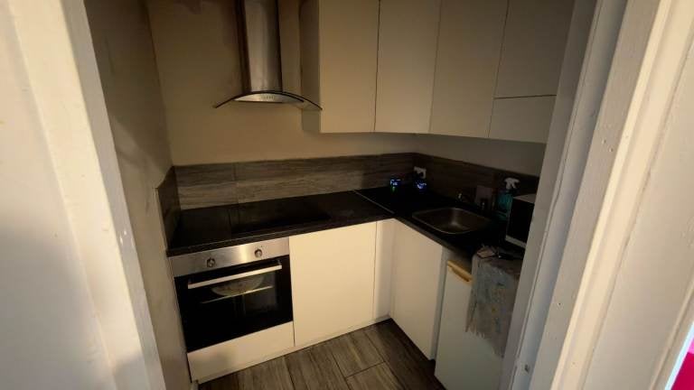 Flat New Street in Paisley