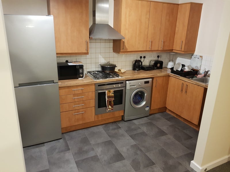 Room Kinglet Close in Greater London