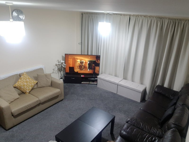 Room Kinglet Close in Greater London
