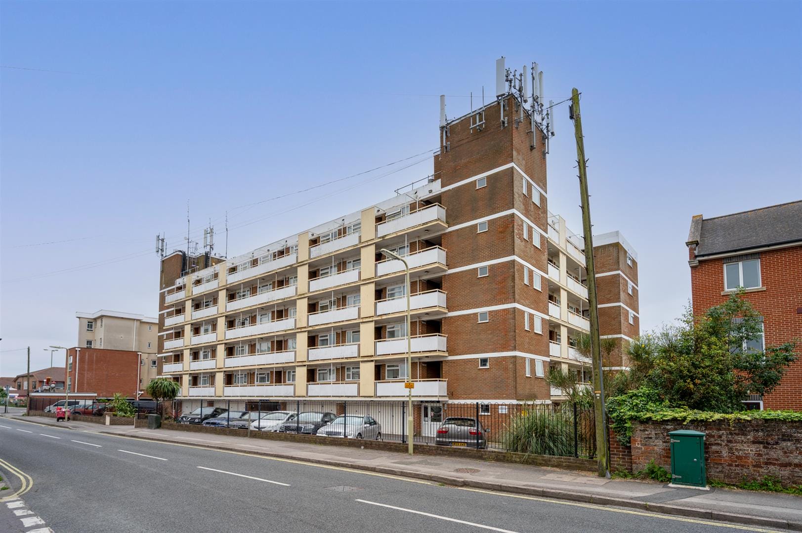 Flat Norflok Crescent in Havant