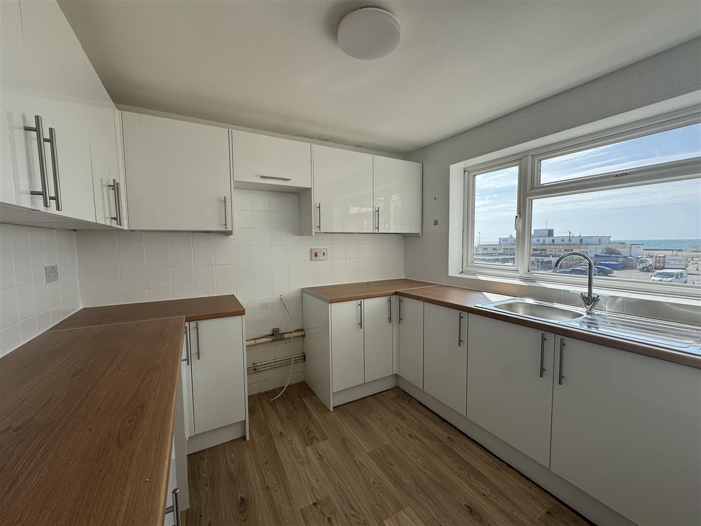 Flat Norflok Crescent in Havant