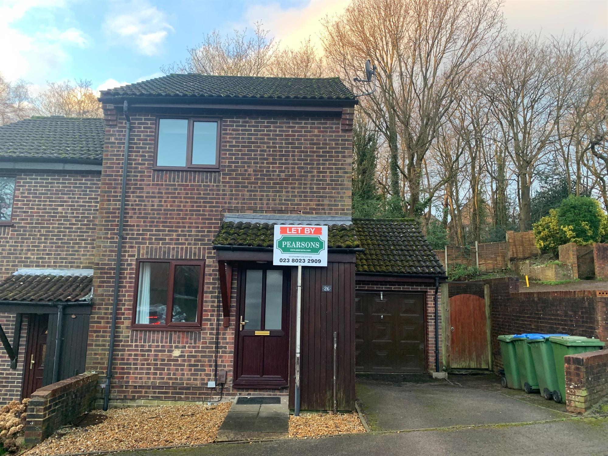House Hollybrook Close in Southampton