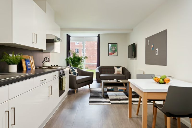 Room St John's Road in Leeds