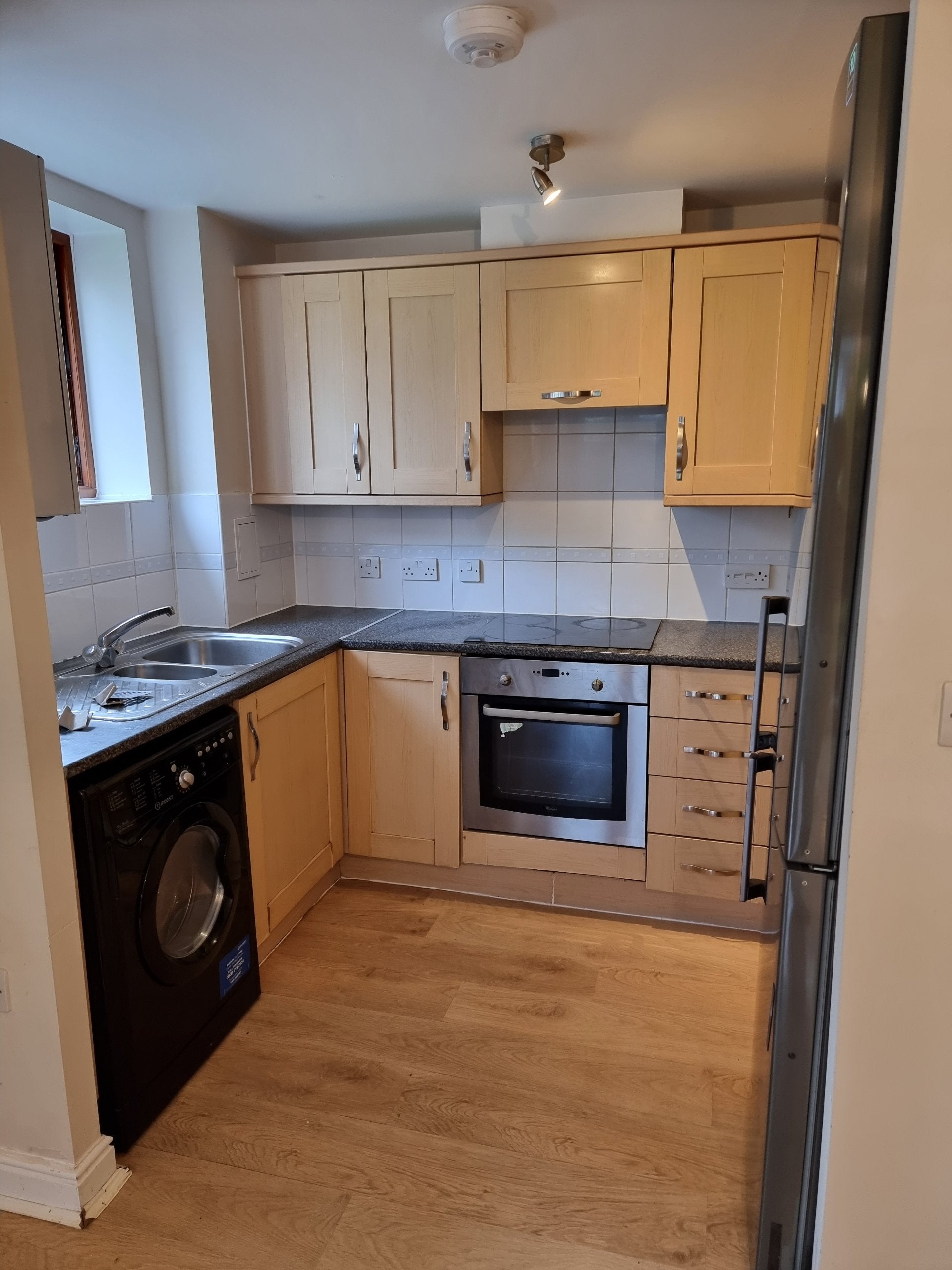 Flat Commonwealth Drive in Crawley