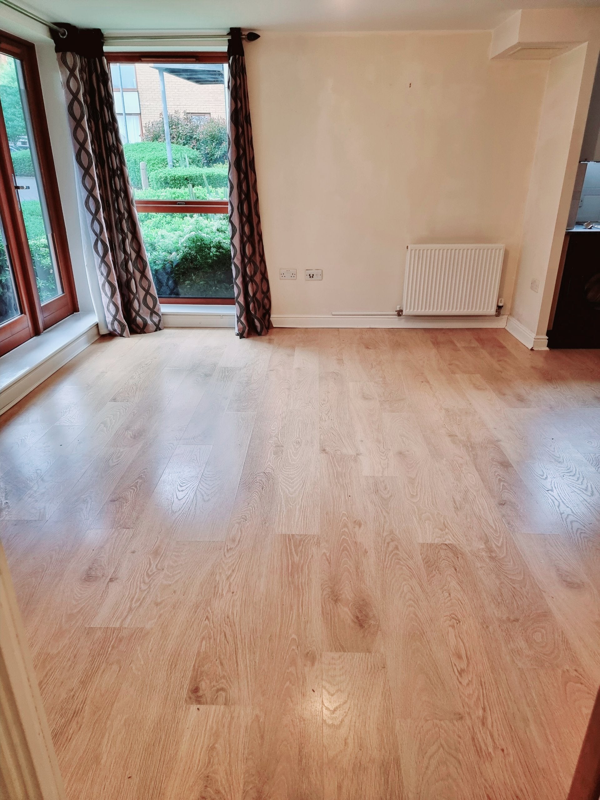 Flat Commonwealth Drive in Crawley