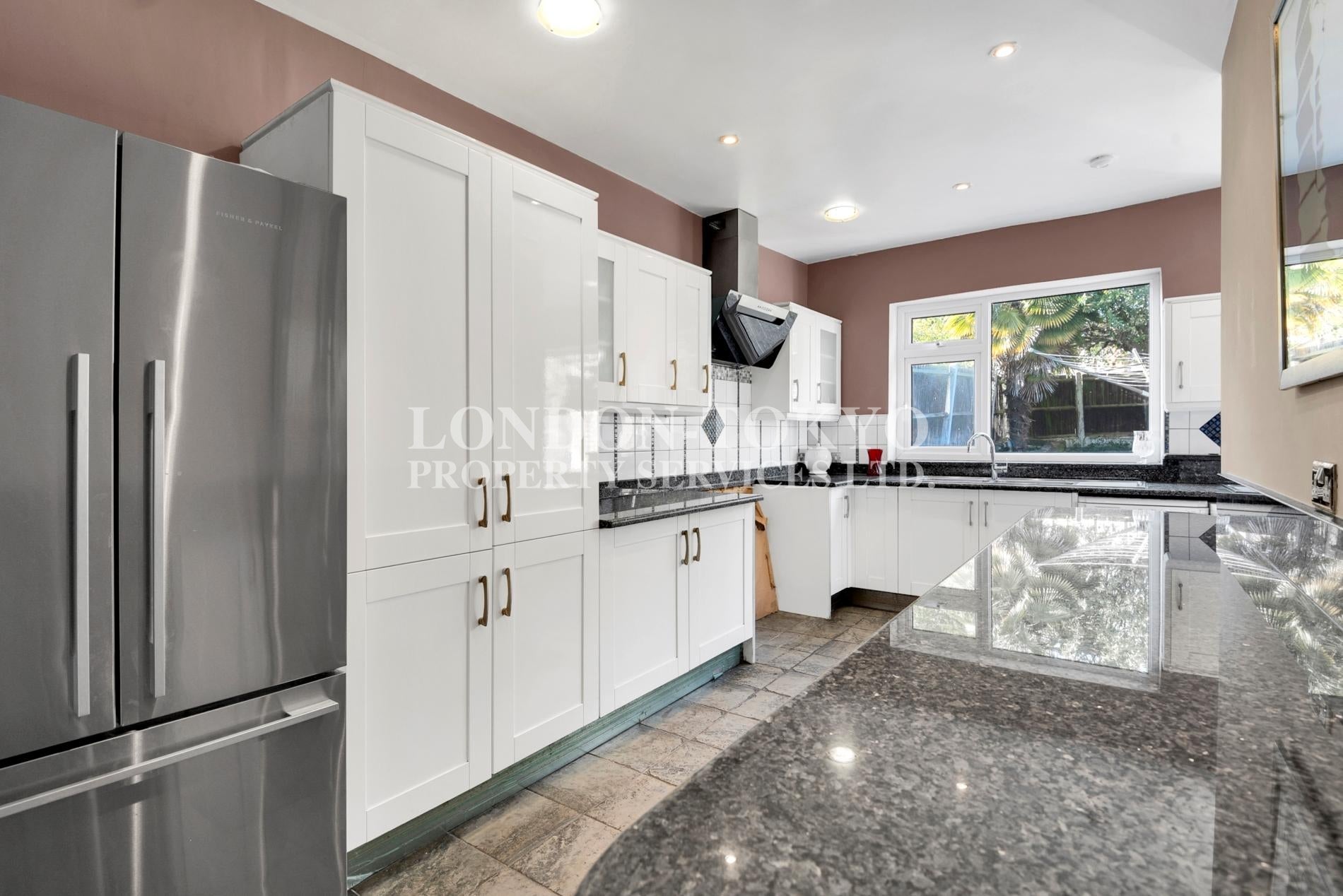 House Walmington Fold in Greater London