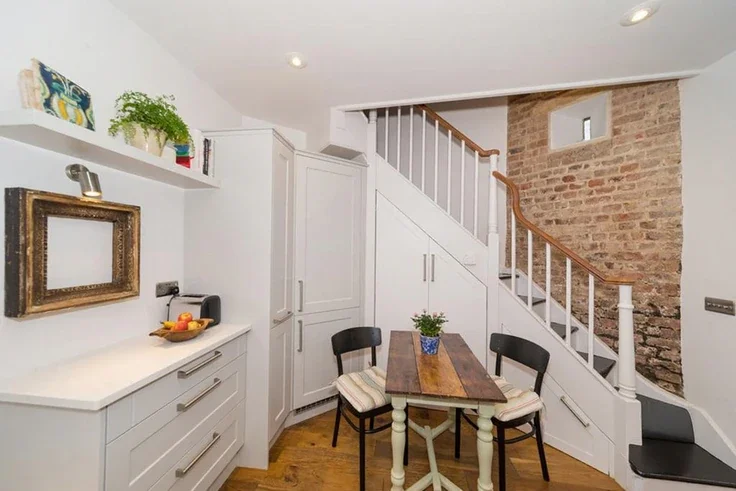 House Retreat Road in Greater London