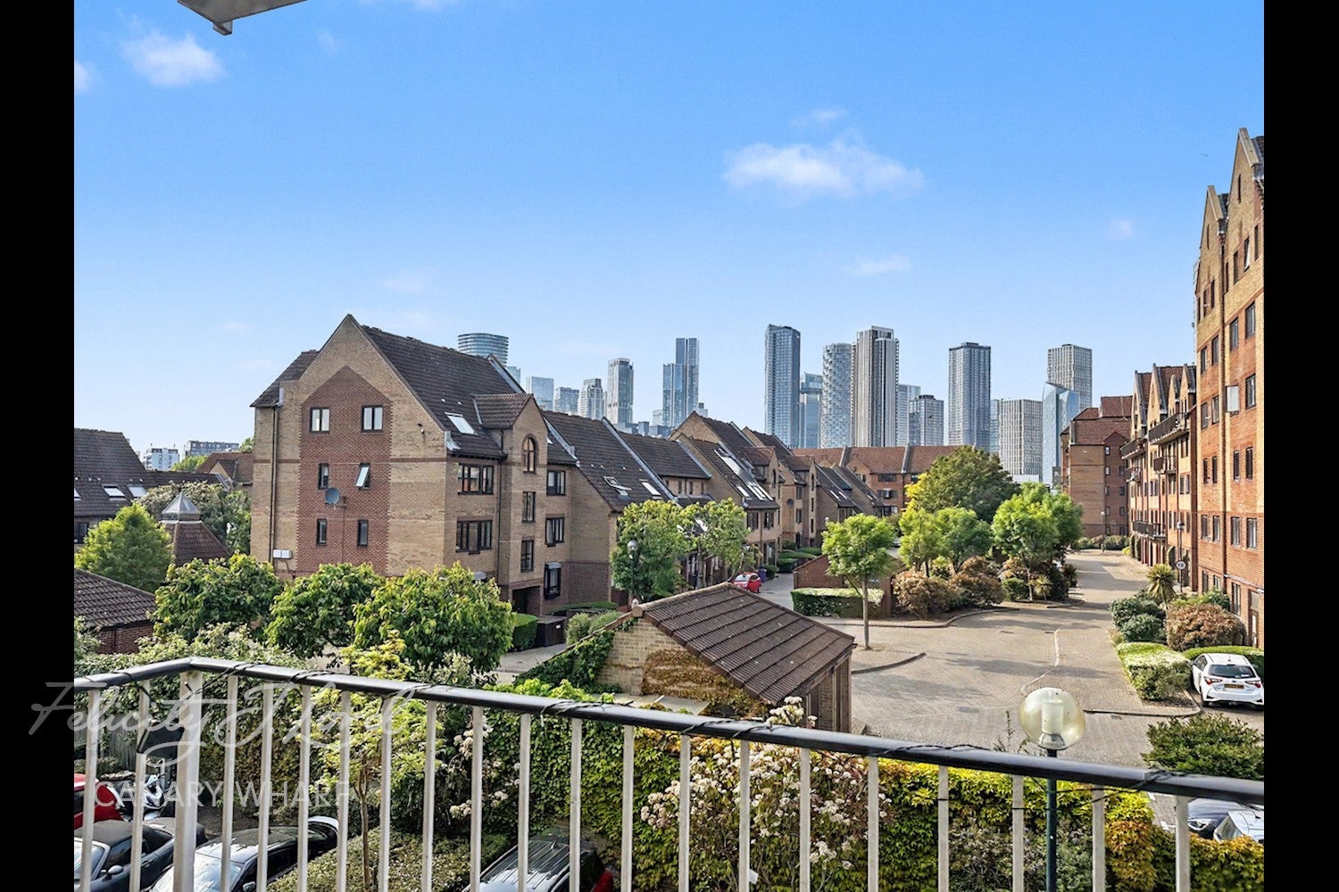 Flat Olliffe Street in Greater London
