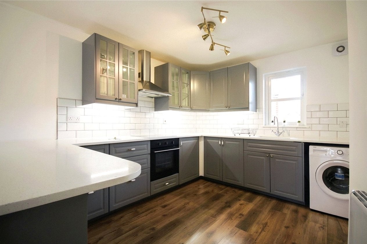 Flat Kennet Walk in Reading