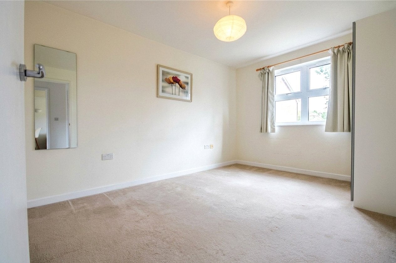 Flat Kennet Walk in Reading