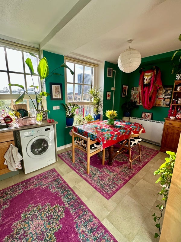 Flat Wilmot Street in Greater London