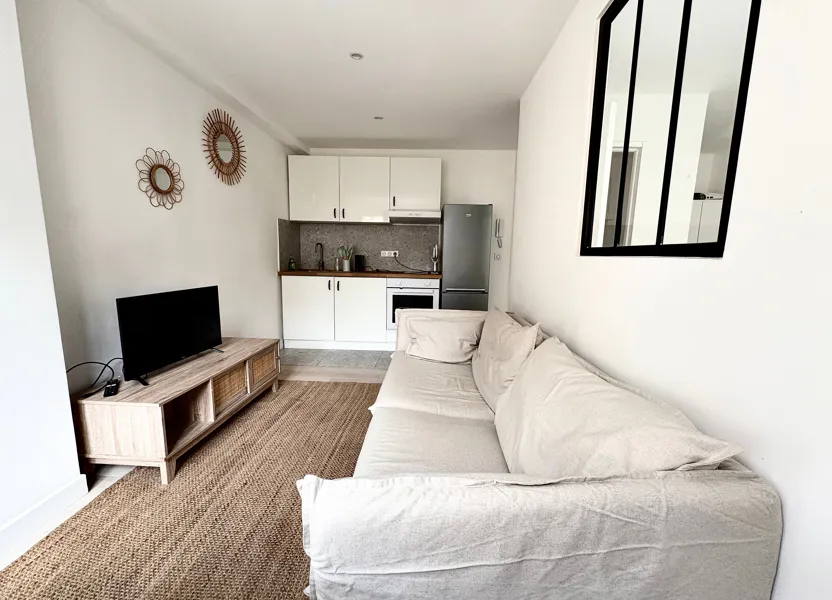 Flat Montée Claire Virenque in Nice