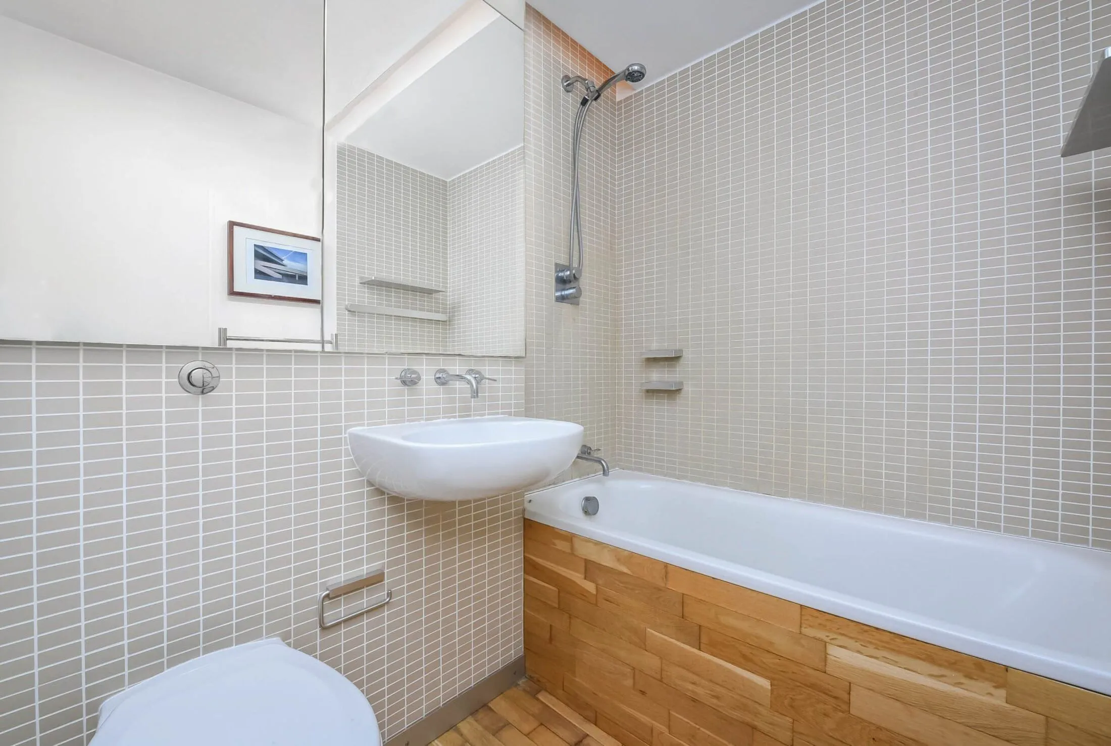 Flat Aldebert Terrace in Greater London
