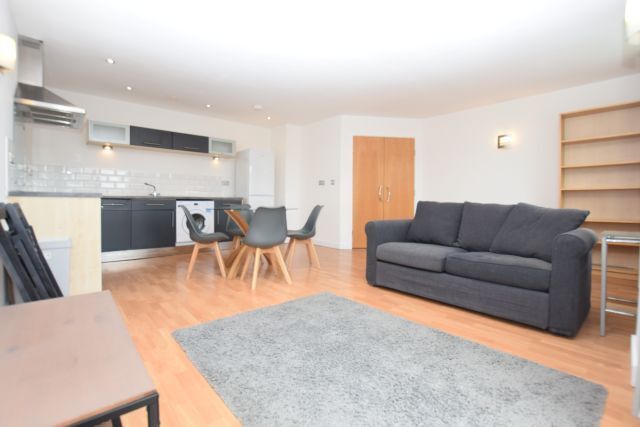 Flat Fitzwilliam Street in Sheffield