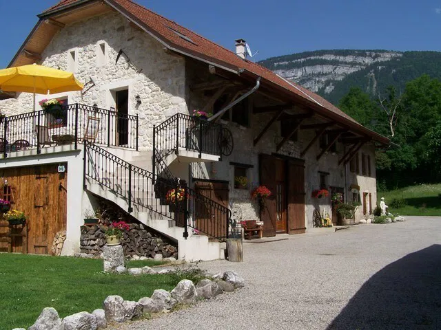 Maison Chemin de la Pisciculture à Lépin-le-Lac