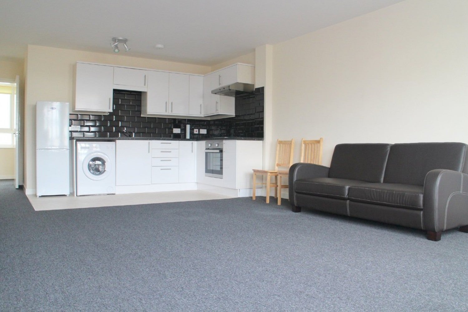 Flat Vernon Walk in Southampton