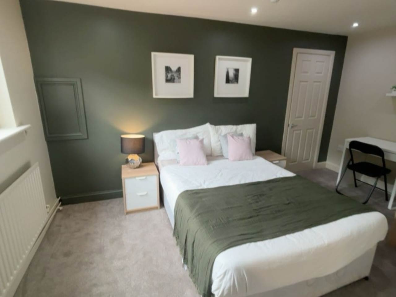 Room Haddon Avenue in Leeds