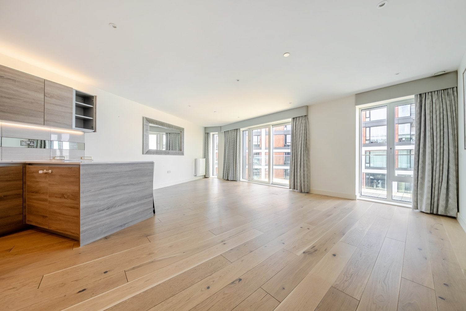 Flat Duke of Wellington Avenue in Greater London