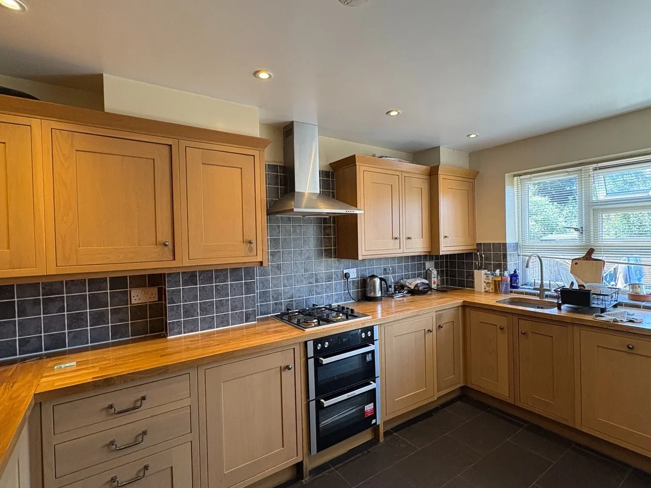 Room Fernbrook Drive in Greater London