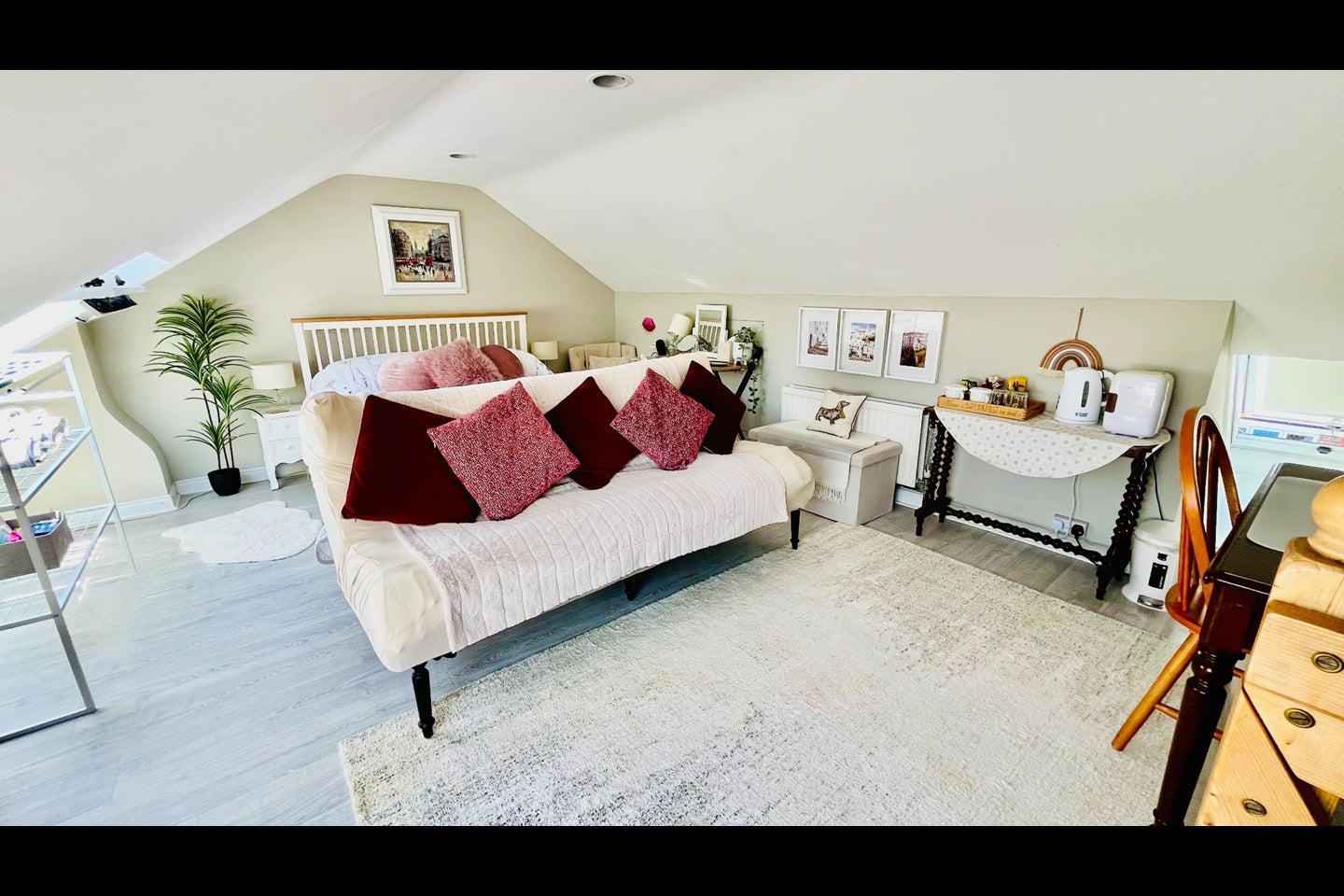 Room Cedars Road in Greater London