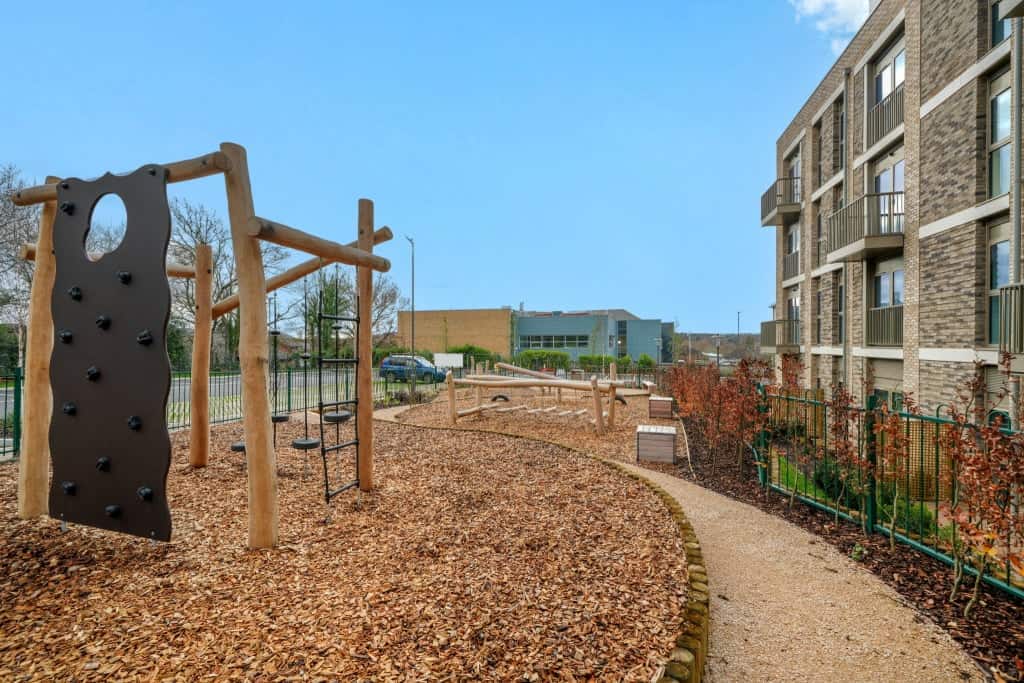 Flat Randalls Way in Mole Valley