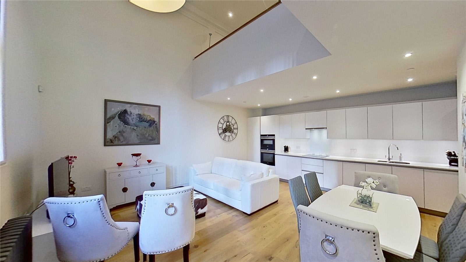 Flat Donaldson Drive in City of Edinburgh