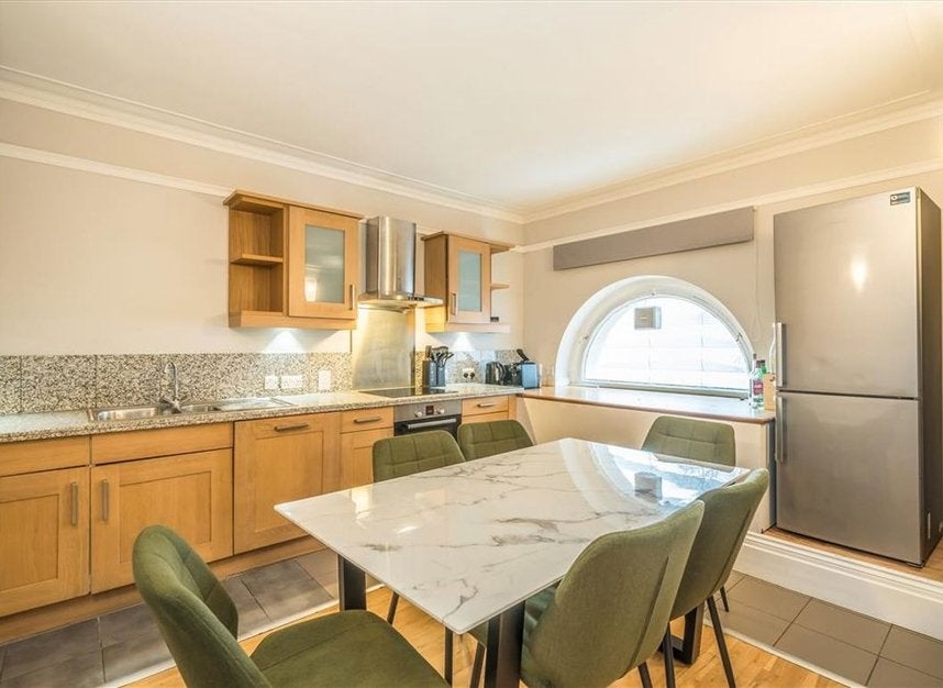 Flat Dorset Street in City of Westminster
